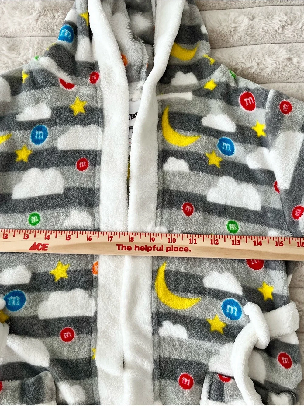 M&M’s World Kids Plush Hooded Robe Gray Candy Print Size XS 4
